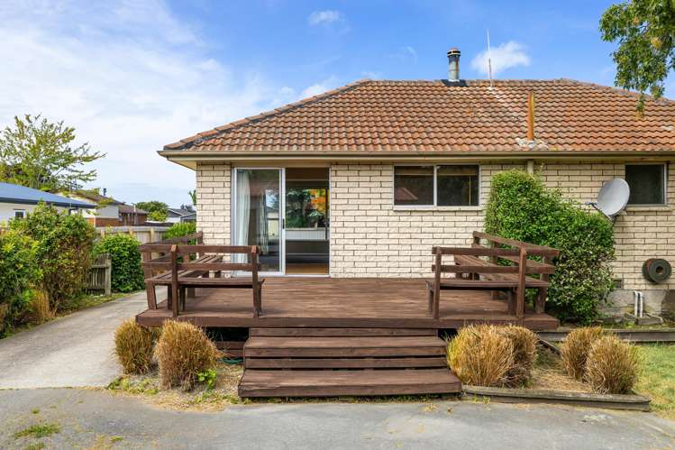 27 Denniston Crescent Redwood_13