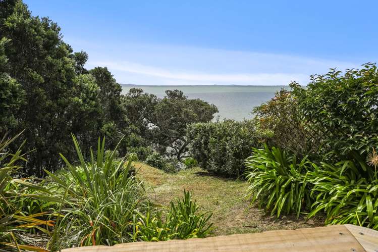 55 Torkar Road Clarks Beach_33