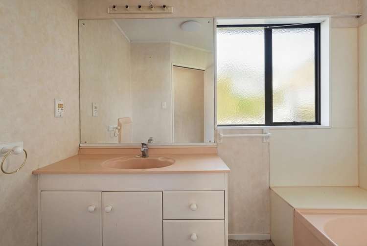 133A Athenree Road Athenree_37