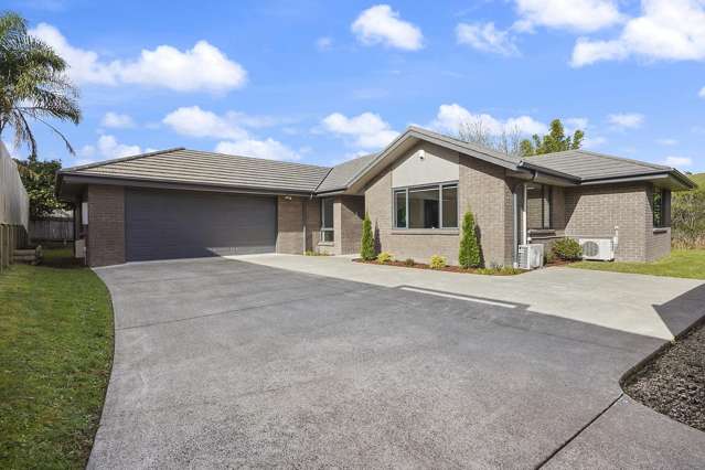 Family Living Made Easy In Dinsdale