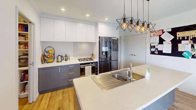 14 *George Street 10985_2