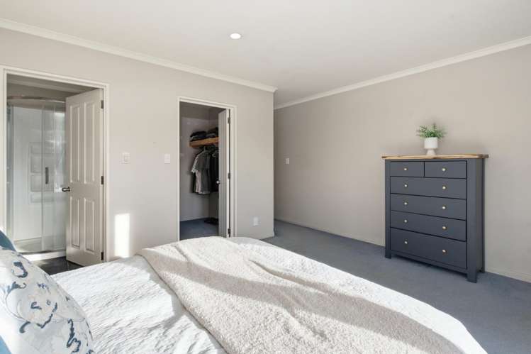 18 Hastings Street Southbridge_13