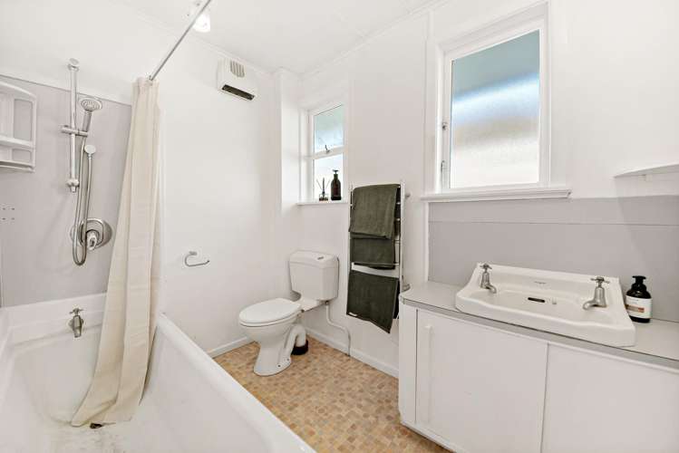 9 Roseville Street New Windsor_13