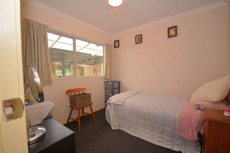 54 Sherwood Street Bellevue_10