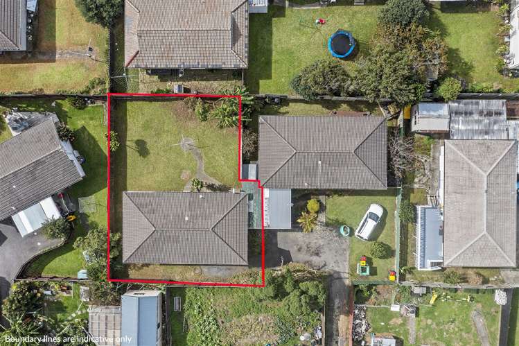 1/12 Frobisher Way Clendon Park_19