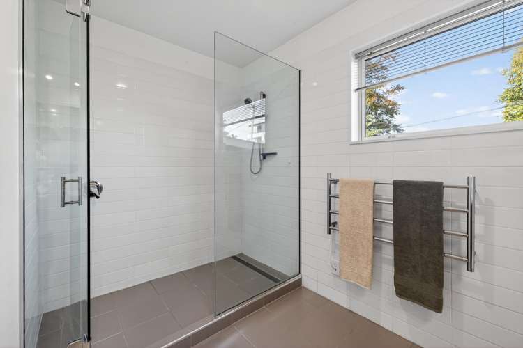 19 Athol Terrace Upper Riccarton_13