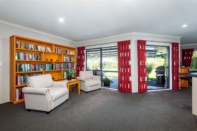 10 John Leith Place Leithfield_10