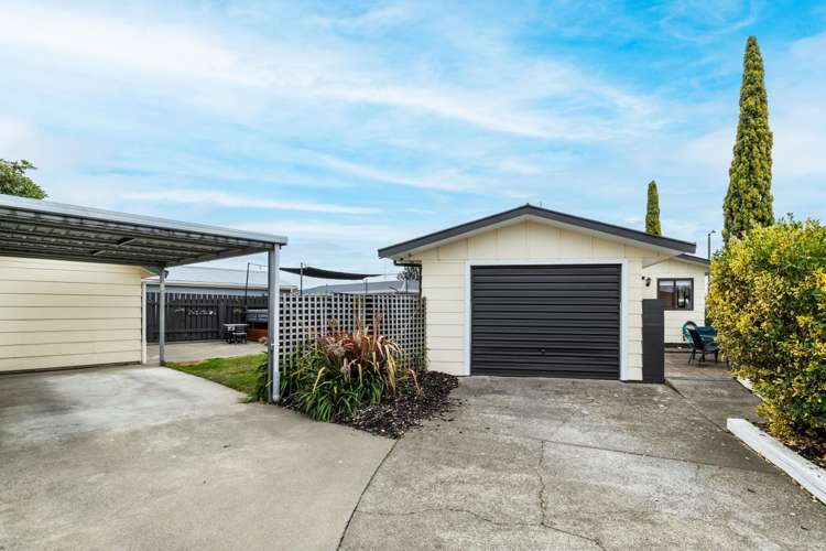 91 Caernarvon Drive_4