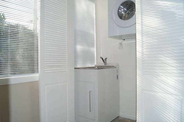 140 Western Springs Road Morningside_11