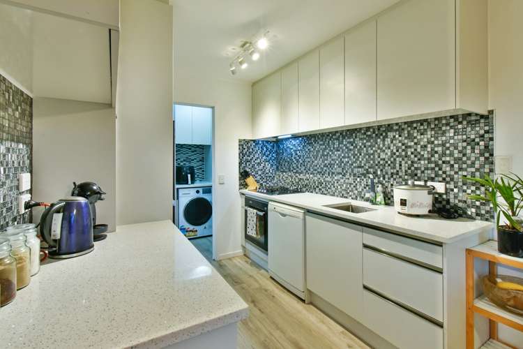 18b Etherton Drive Manurewa_1