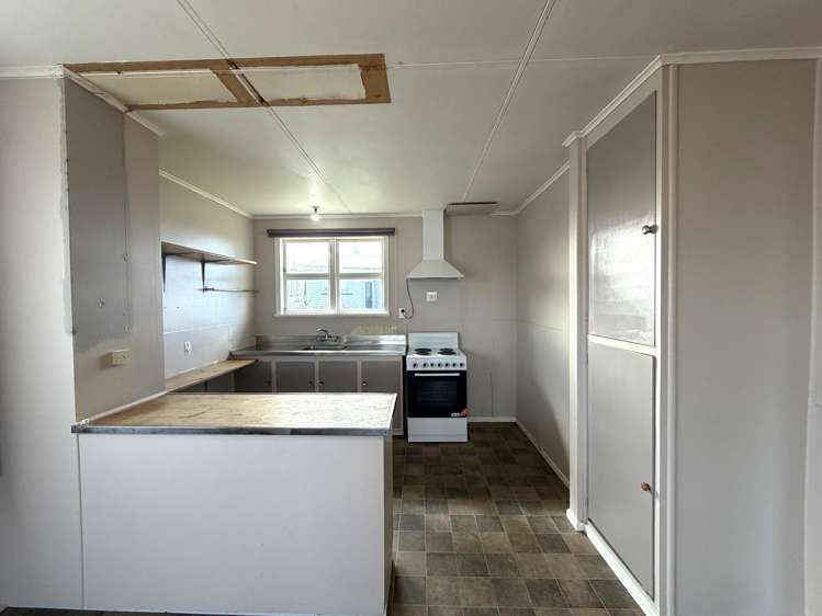 2 Ranfurly Street Waitara_3