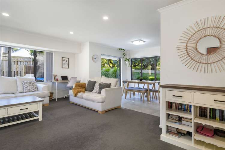 26 Mamaku Rise Welcome Bay_9