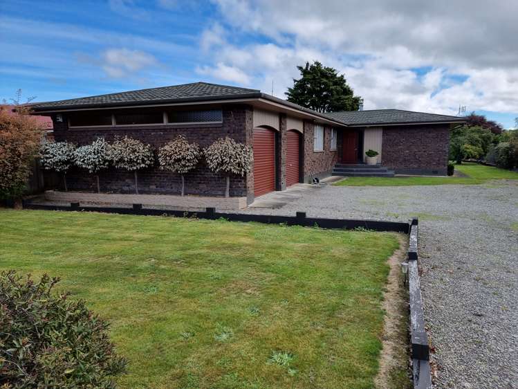 100 Huxley Street Pahiatua_15