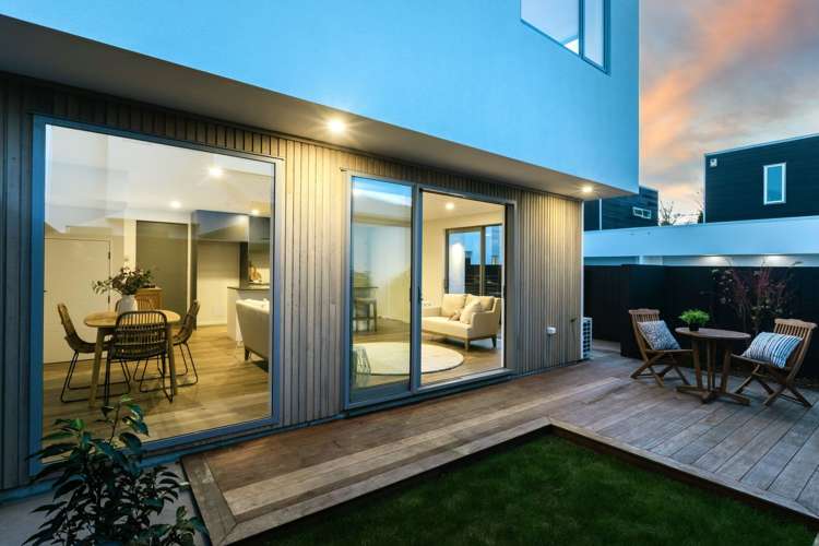 2/525 Madras Street Saint Albans_11