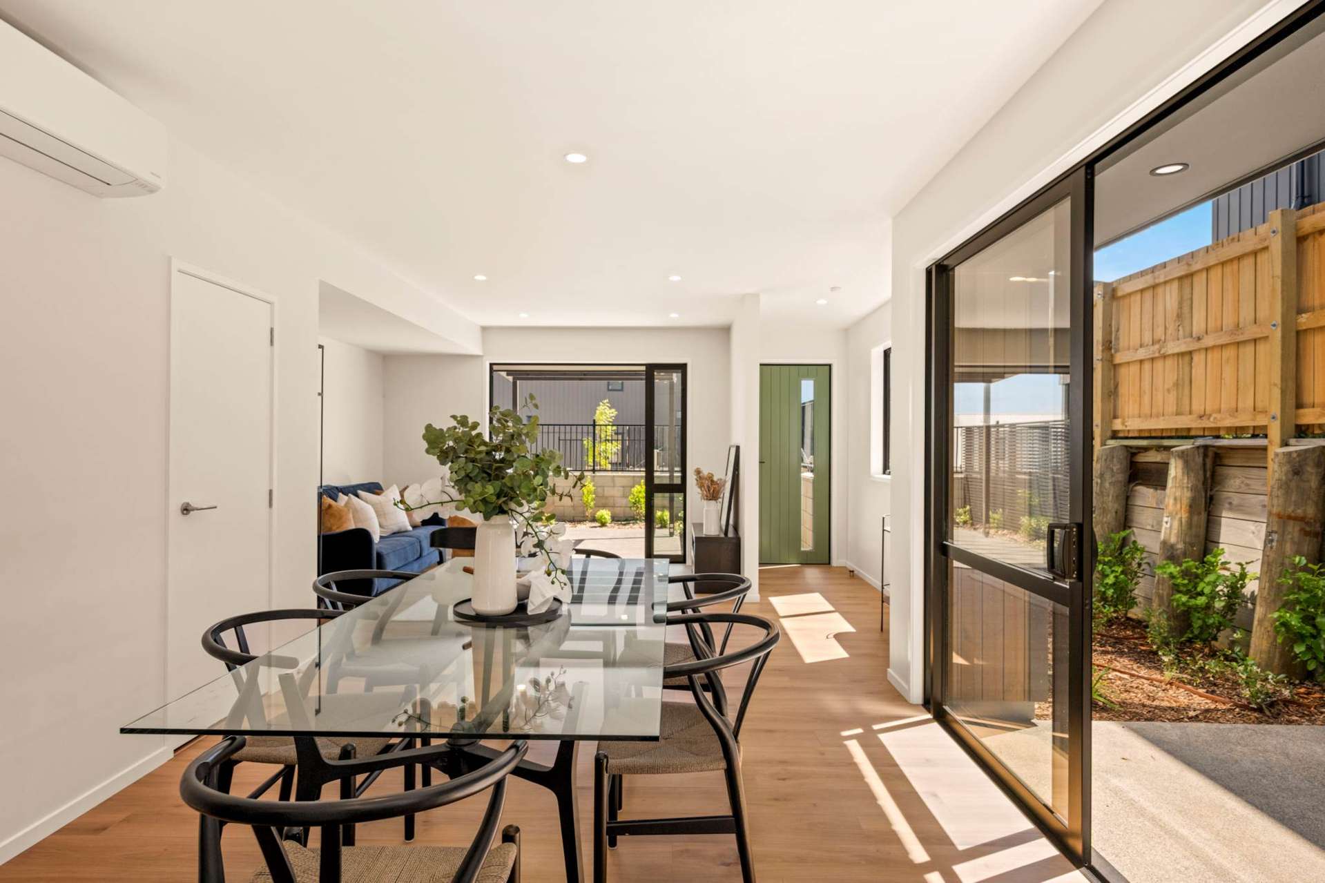 29 Herenga Way Mt Roskill_0