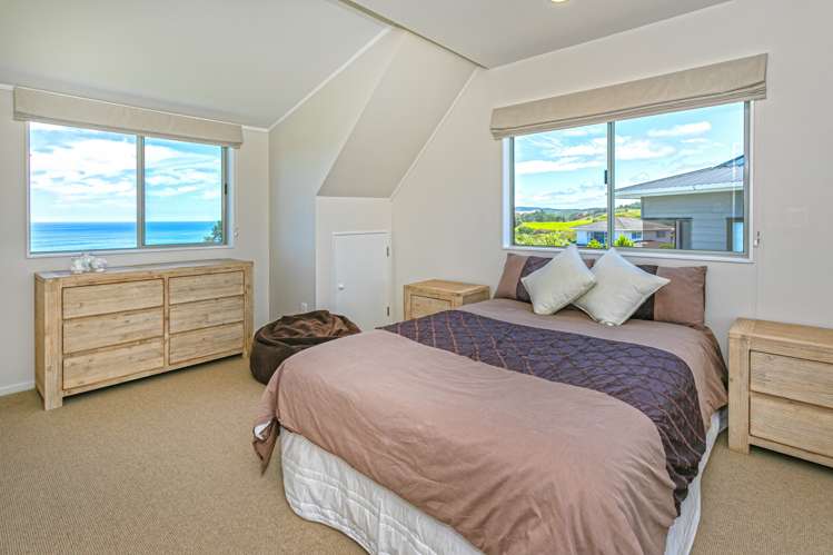 407 Onemana Drive Onemana_16