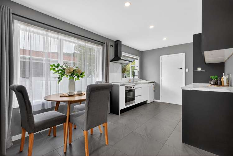 23 Russell Road Wainuiomata_2