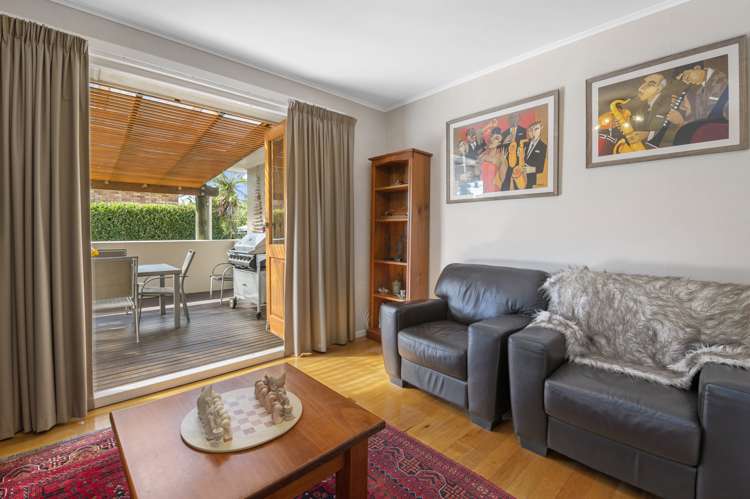 30 Carlton Street Glenholme_3