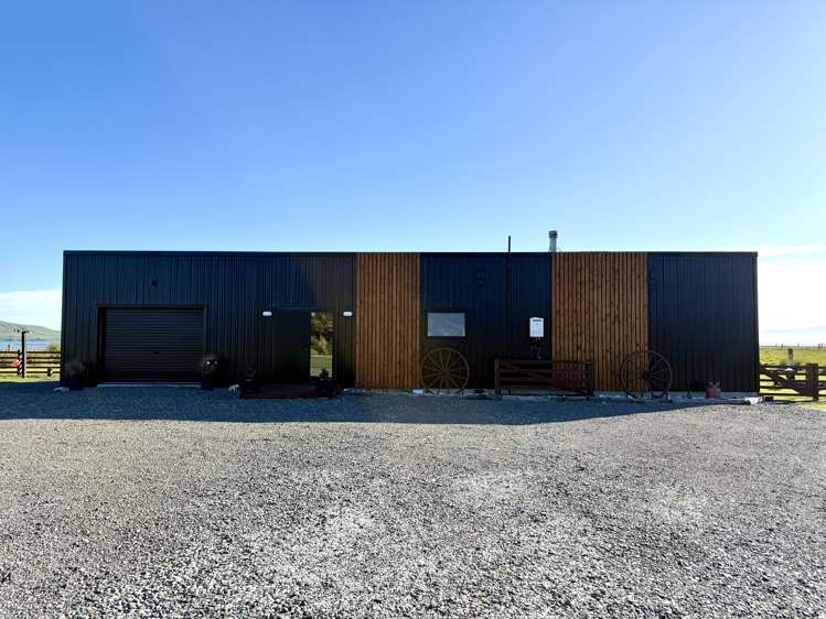 9 Surrey Street Orepuki_4