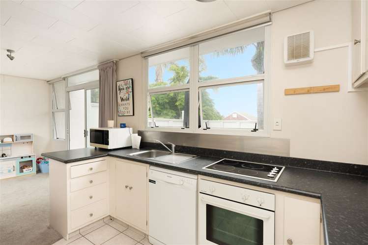 1/4 Tahara Crescent Mount Maunganui_5