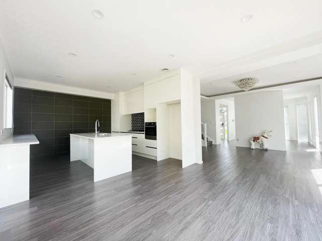 13 Stamford Crescent Flat Bush_3