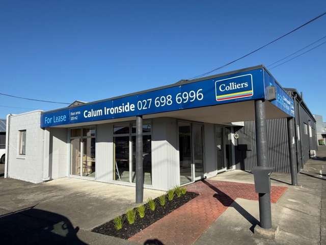 Fully Refurbished 320m&sup2; Warehouse with Office