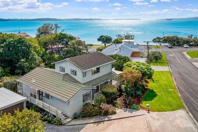 Best value one back bach oh so close to the beach