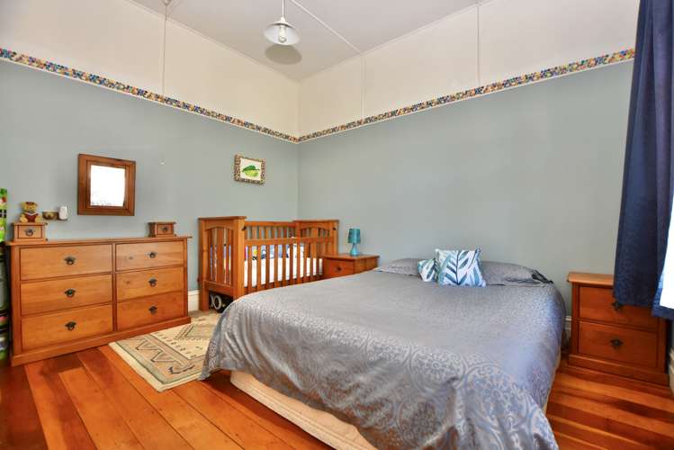 2 Clifton Avenue Carterton_10