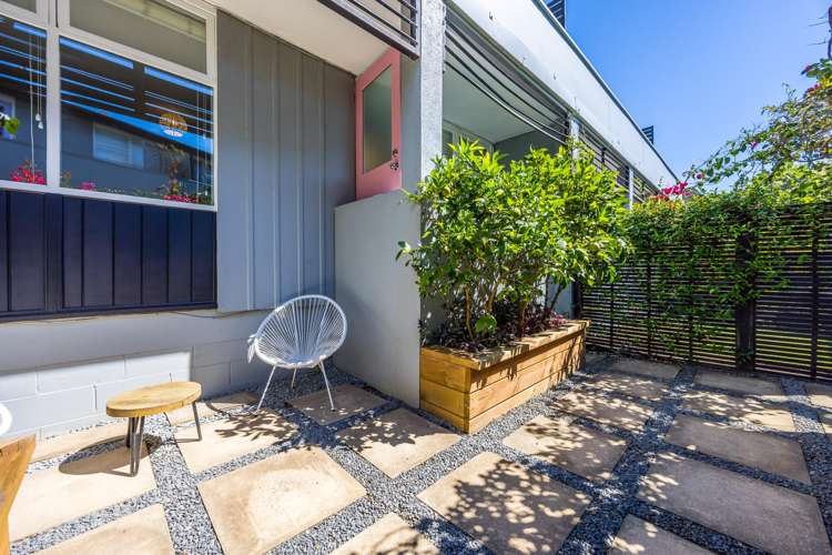 3/9 Don Croot Street Morningside_20