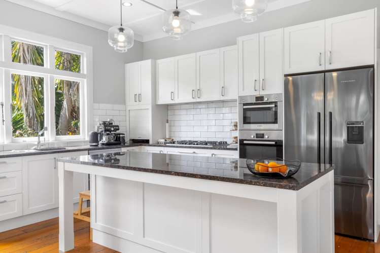 309 Lake Road Hauraki_8