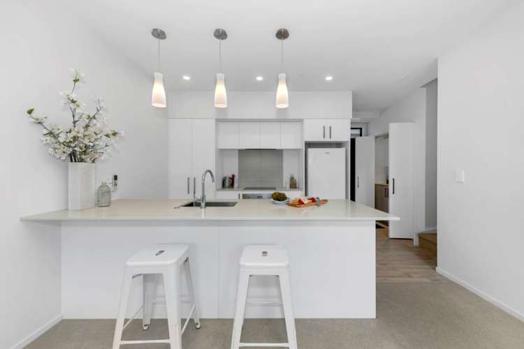 17 Gateway Avenue Beachlands_12