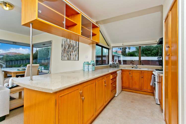 2/12 Esmonde Road Takapuna_7