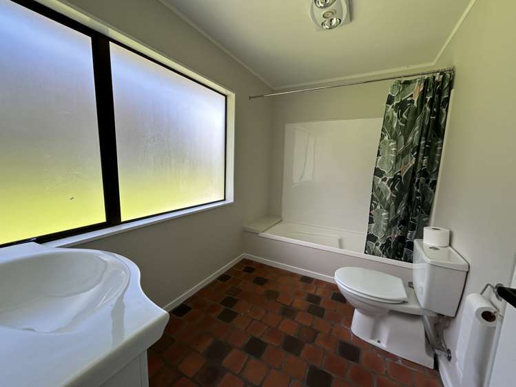 525 Valley Road Kaiwaka_12