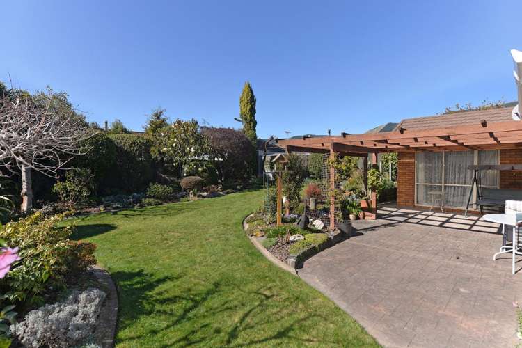 36 Farnham Drive Richmond_5