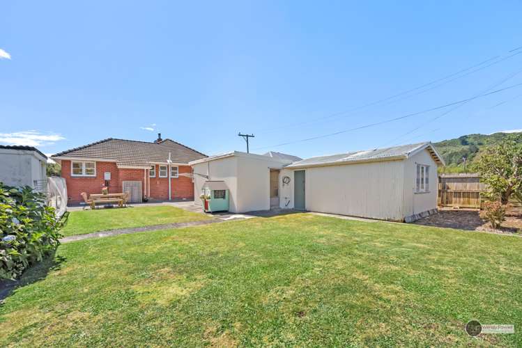 40 Hewer Crescent Naenae_16