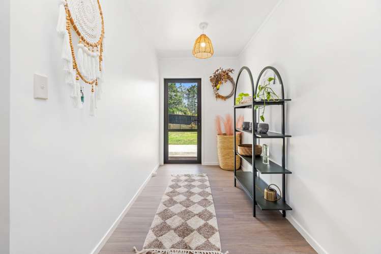 21 Boundary Road Hikurangi_6