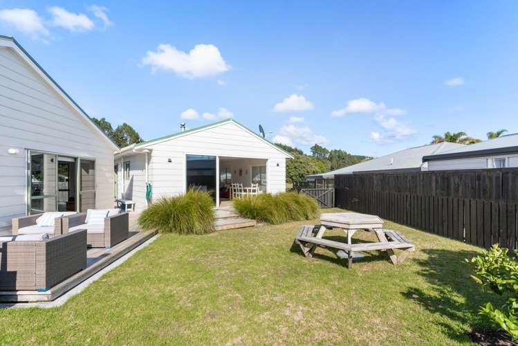 135 Mayfair Ave Whangamata_25