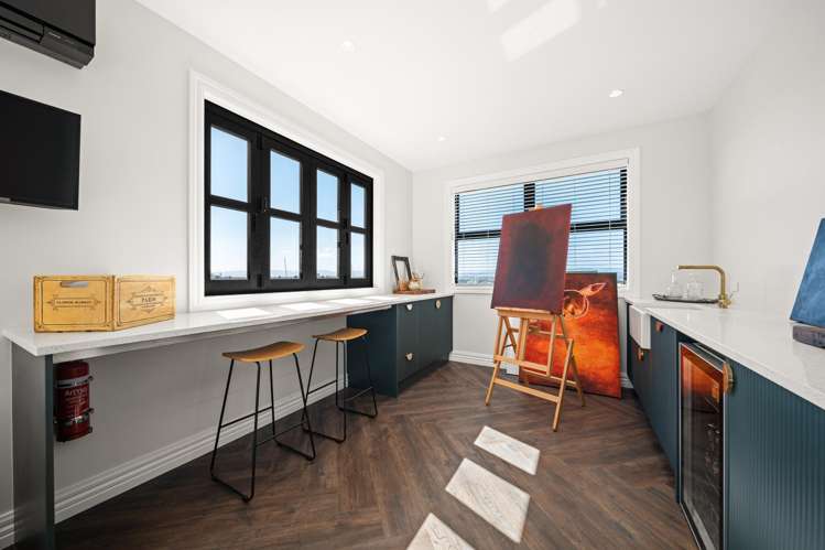 83 Charles Robert Drive Kahutara_29