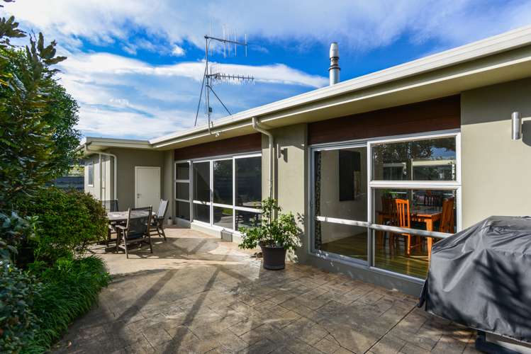 53 Upham Crescent Taradale_18