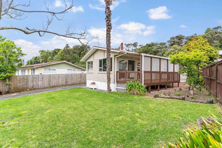 16 Staincross Street Green Bay_14