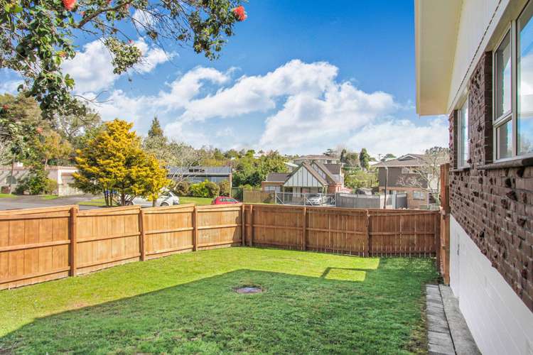 1/5 Cezanne Place New Lynn_9