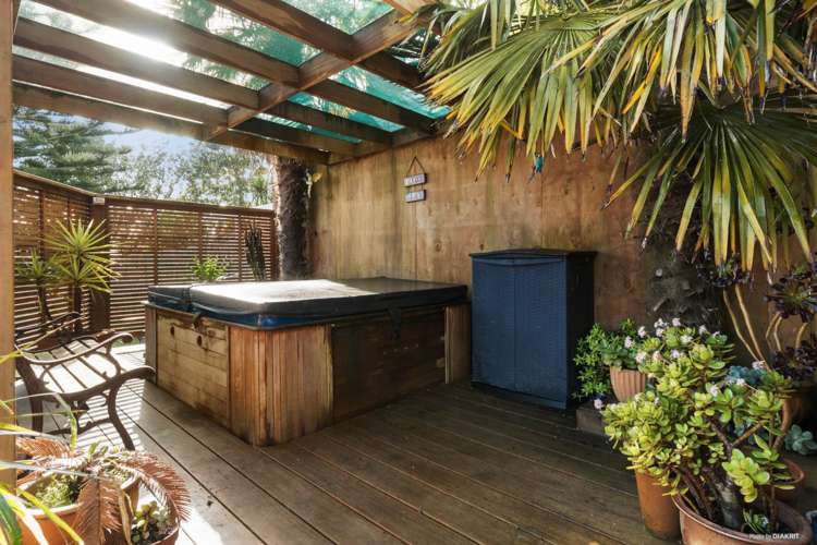 9 Aeroview Drive Beach Haven_11