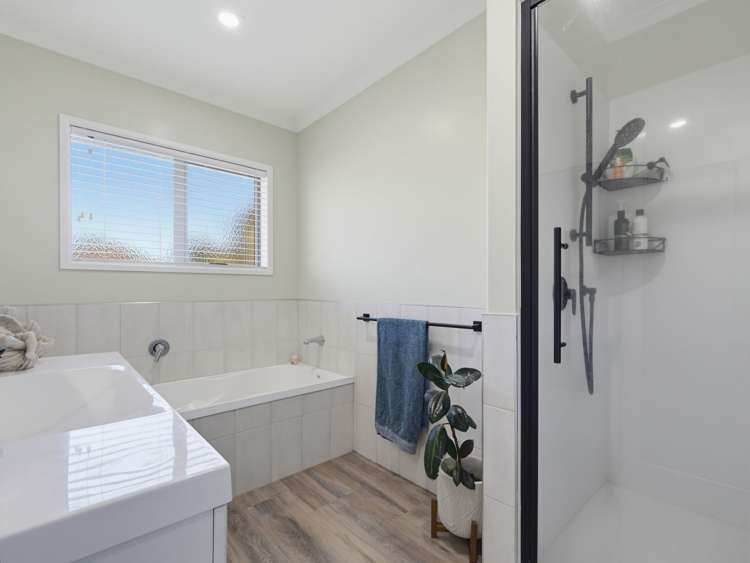 9 Edgehaven Lane Otakiri_17