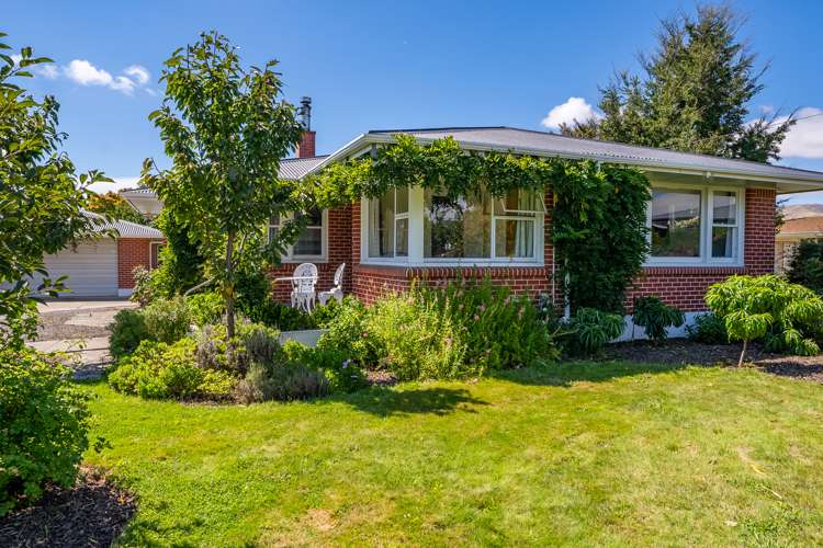 15 Houghton Crescent Redwoodtown_1