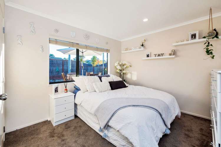 7 Sapperton Drive Henderson_15