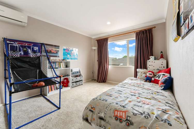 6 Skelligs Drive Flat Bush_16