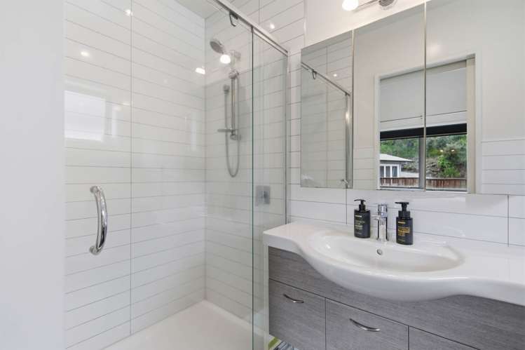 33/27 Powell Street Avondale_12