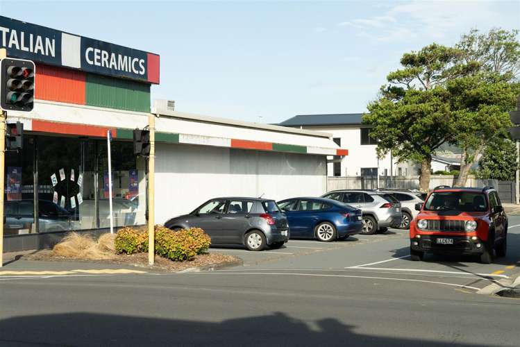 438-442 Cuba Street Alicetown_9