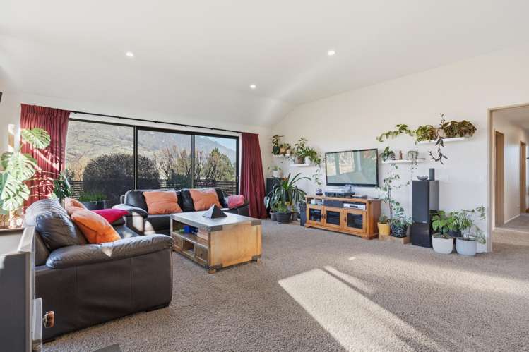 1 Witley Lane Lower Shotover_12