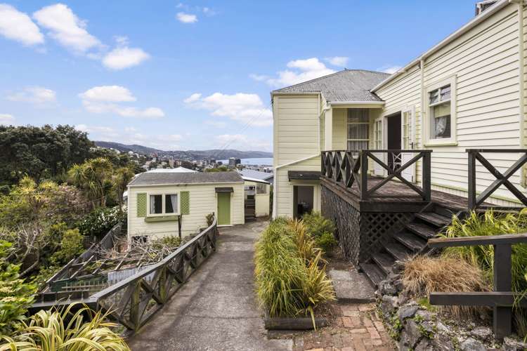 18 Bruce Avenue Brooklyn_8